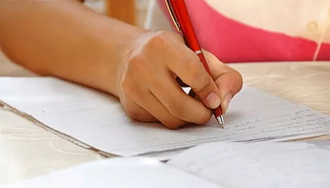 சேலம், நாமக்கல் மாவட்டங்களில் கிராம உதவியாளர் பணிக்கான எழுத்து தேர்வு