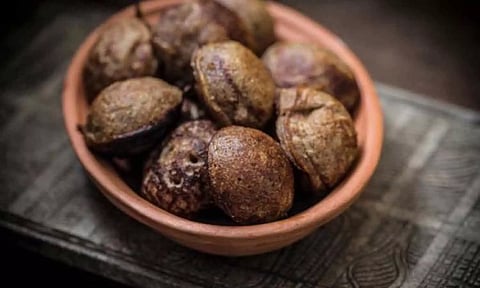 சத்தான கம்பு கருப்பட்டி பணியாரம்