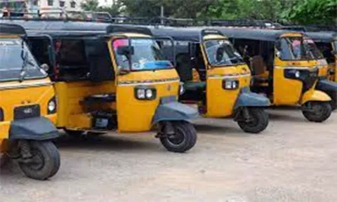 சென்னையில் ஓடும் 12 ஆயிரம் ஷேர் ஆட்டோக்களை அங்கீகரிக்க முடிவு