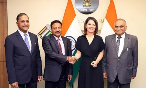 தேர்தல் ஆணையர்களுடன் ஜெர்மனி வெளியுறவு மந்திரி&nbsp;