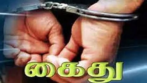 கொலை செய்ய பதுங்கியிருந்த 7 ரவுடிகள் கைது