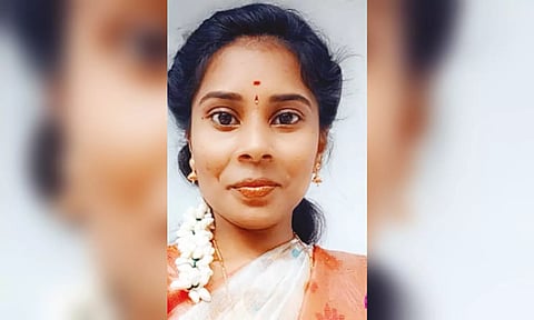 பெண் என்ஜினீயர் வசுமதி