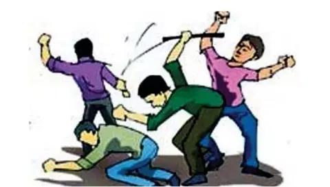 வடவள்ளியில் அ.தி.மு.க.வினர் மீது 5 பேர் கும்பல் தாக்குதல்
