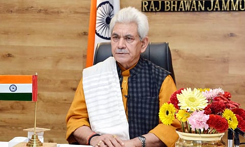 ஜம்மு காஷ்மீர் துணை நிலை ஆளுநர் மனோஜ் சின்ஹா