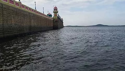 பவானிசாகர் அணையின் நீர்மட்டம் குறைந்தது