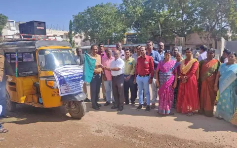 &nbsp;பிரசார வாகன பேரணி நடைபெற்ற காட்சி.