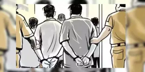 பண்ருட்டியில் கஞ்சா வியாபாரிகள் அதிரடி கைது