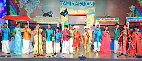 புஷ்பலதா பள்ளியில் மாணவ-மாணவிகளின் கலைநிகழ்ச்சிகள் நடந்த போது எடுத்தபடம்.