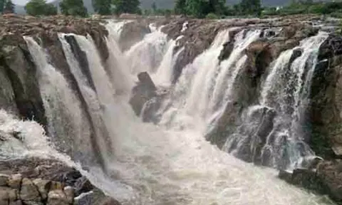 ஒகேனக்கல்லுக்கு நீர்வரத்து சரிவு