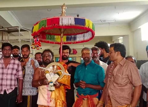 அய்யப்ப சுவாமி வீதி உலா