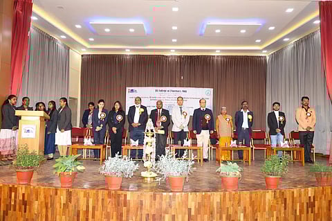 ஊட்டி ஜே.எஸ்.எஸ்.பார்மசி கல்லூரியில்  விழிப்புணர்வு கருத்தரங்கு