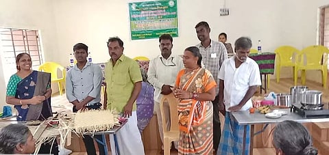 திறன் மேம்பாட்டு பயிற்சி நடந்தபோது எடுத்தபடம்.