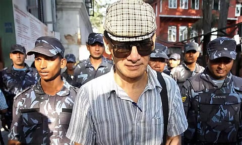 சார்லஸ் சோப்ராஜ்
