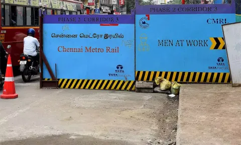 மெட்ரோ ரெயில் பணி: மயிலாப்பூரில் நாளை முதல் 3 ஆண்டுகளுக்கு போக்குவரத்து மாற்றம்