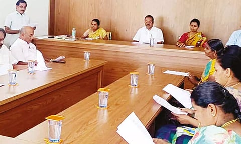 காங்கயம் ஒன்றியக்குழு சிறப்பு கூட்டம்