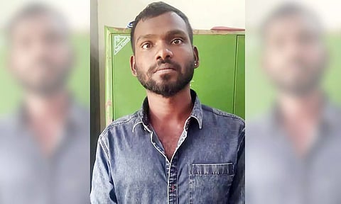 ரவுடி தினேஷ்.