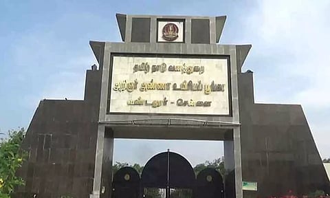 தொடர் விடுமுறை: 2-வது முறையாக வண்டலூர் பூங்காவில் பார்வையாளர்கள் எண்ணிக்கை 17 ஆயிரத்தை தொட்டது