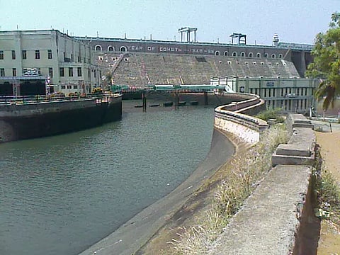 காலிங்கராயன் வாய்க்கால் 2-ம் பருவத்திற்கு தண்ணீர் திறப்பு