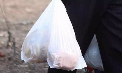 வழிபாட்டு தலங்களை தொடர்ந்து தொழிற்சாலைகளிலும் பிளாஸ்டிக் பயன்படுத்த தடை