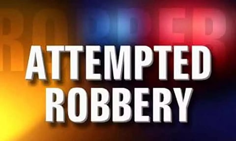 பூந்தமல்லி அருகே மோட்டார் சைக்கிளால் மோதி பணம் பறிக்க முயற்சி- ஆட்டோ டிரைவரை கடத்தி தாக்குதல்