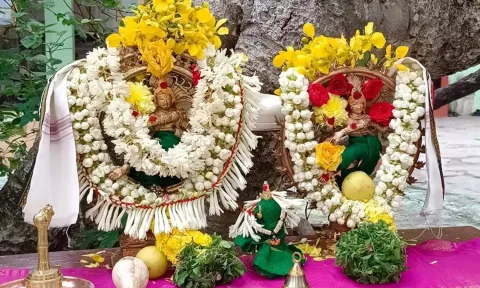 &nbsp;தோரணமலை முருகன் கோவிலில் நடராஜருக்கு ஆருத்ரா தரிசன பூஜை நடைபெற்ற காட்சி.