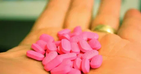 விஷ மாத்திரை தின்று தொழிலாளி தற்கொலை