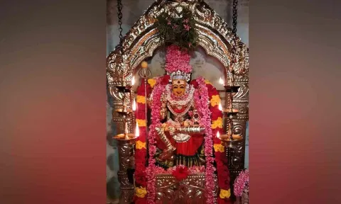 ஸ்ரீமாகாளியம்மன் கோவில் பொங்கல்  விழாவில்  பவளக்கொடி கும்மியாட்டம் இன்று மாலை நடக்கிறது