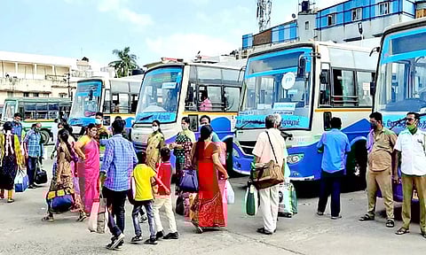 பொங்கல் பண்டிகை; கும்பகோணம் கோட்டம் போக்குவரத்து கழகம் சார்பில் சிறப்பு பஸ்கள் இயக்கம்