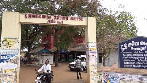 சிறுமிக்கு பாலியல் வன்கொடுமை; முதியவருக்கு 17 ஆண்டுகள் சிறை