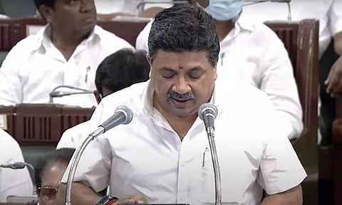 தமிழில் தேர்ச்சி பெறாமல் அரசு பணிகளில் சேர முடியாது- புதிய சட்ட மசோதா தாக்கல்