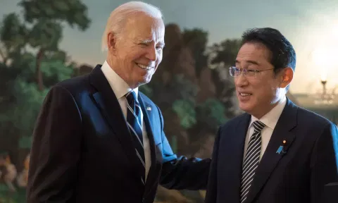 அமெரிக்க அதிபர் ஜோ பைடனுடன் ஜப்பான் பிரதமர் சந்திப்பு