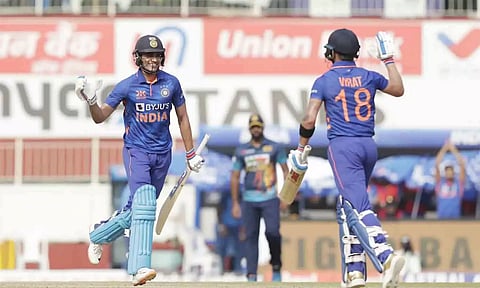 இலங்கைக்கு எதிரான கடைசி ஒருநாள் கிரிக்கெட்: ஷூப்மன் கில், விராட் கோலி சதம் விளாசினர்