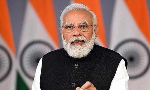 இளைஞர்கள் அவசியம் திருக்குறளை படிக்க வேண்டும்- பிரதமர் மோடி டுவீட்