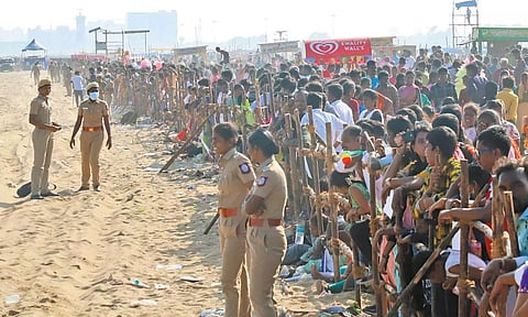 மெரினா கடற்கரையில் மாயமான 15 குழந்தைகள் மீட்பு