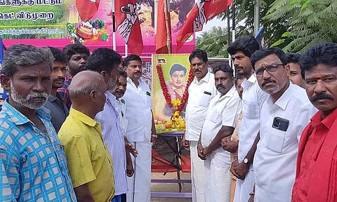 உடுமலையில் அண்ணா தொழிற்சங்கம் சார்பில் எம்.ஜி.ஆர் பிறந்த நாள் விழா