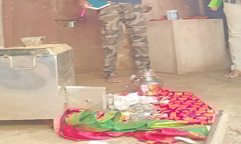 திருவட்டார் ஆதிகேசவ ஆலயத்தில் உள்ள நரசிம்மர் கோவிலில் உண்டியல் கொள்ளை - கண்காணிப்பு காமிராவையும் எடுத்து சென்ற மர்மநபர்கள்