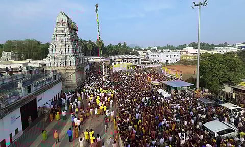 மாசாணியம்மன் கோவிலில் இன்று குண்டம் திருவிழா கொடியேற்றம்: திரளான பக்தர்கள் பங்கேற்பு