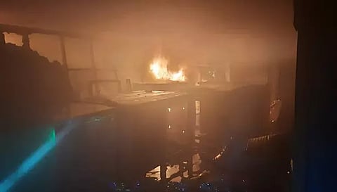 செங்குன்றத்தில் இன்று காலை மின்வாரிய அலுவலகத்தில் தீ விபத்து