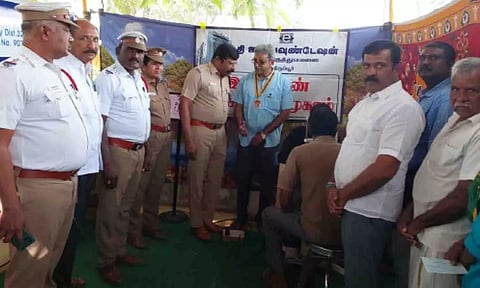 இலவச கண் சிகிச்சை முகாம் நடைபெற்ற காட்சி.