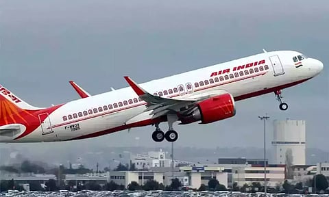 கேரளாவில் 22 விமான சேவைகள் ரத்து- வெளிநாடுகளுக்கு செல்பவர்கள், திரும்பி வருபவர்கள் தவிப்பு