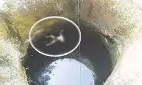 கிணற்றில் வாலிபர் பிணம் மீட்பு