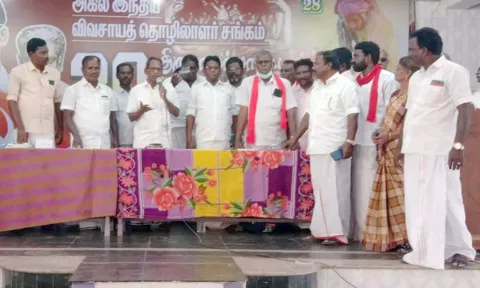 விவசாய தொழிலாளர் சங்க மாநாடு நடந்தது.