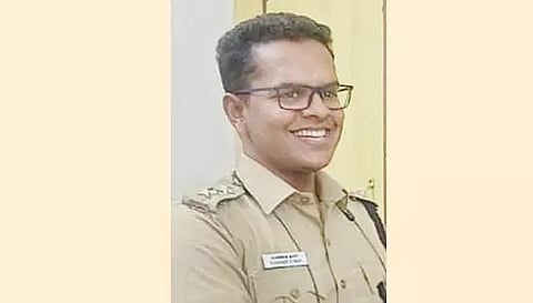 இடமாற்றம் செய்யப்பட்ட டி.எஸ்.பி. கணேஷ்குமார்