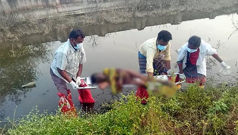 நாமக்கல் அருகே ஏரியில் விழுந்த பெண் மீட்பு