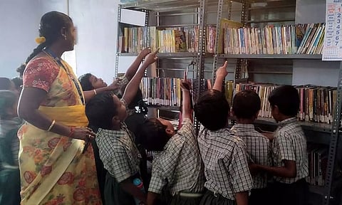 1 முதல் 3-ம் வகுப்பு பயில்பவர்களுக்கு ஒரு நாள் கிராம கல்வி சுற்றுலா