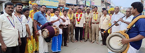 சென்னிமலை முருகன் கோவில் தேரோட்டத்தில் பழமை மாறாத மரியாதை