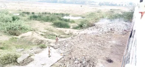 வேலூர் பாலாற்றில் லத்தேரி வாலிபரை வெட்டி கொலை செய்து வீசியதாக வதந்தி