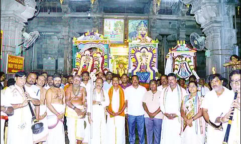 ஸ்ரீகாளஹஸ்தி சிவன் கோவிலில் தோப்புற்சவம்