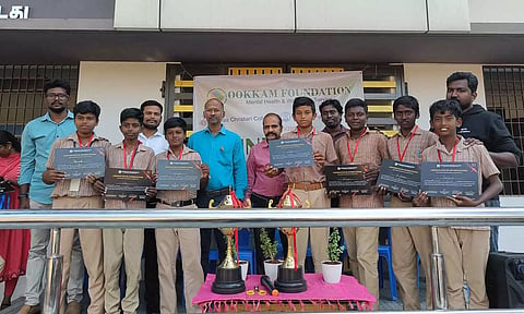 விளையாட்டு மூலம் மனநலம்- போட்டிகளில் வென்று பரிசுகளை குவித்த அரசு பள்ளி மாணவர்கள்
