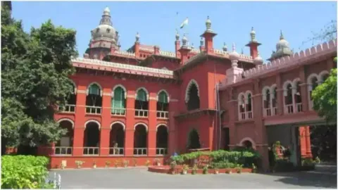 கரூரில் 11-ந்தேதி தேசிய மக்கள் நீதிமன்றம்